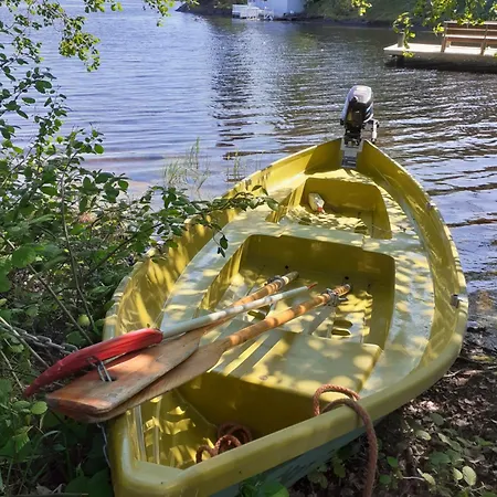 Puutarhahuoneisto Casinonsaari 公寓 *