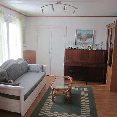 Apartment Puutarhahuoneisto Casinonsaari