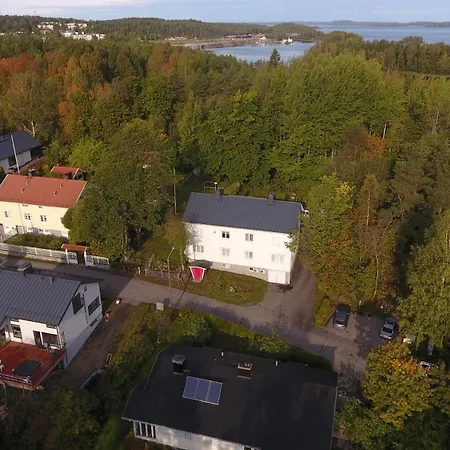 Puutarhahuoneisto Casinonsaari * Савонлинна