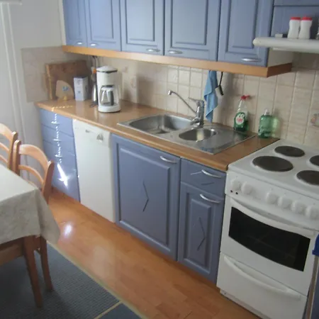 Apartment Puutarhahuoneisto Casinonsaari