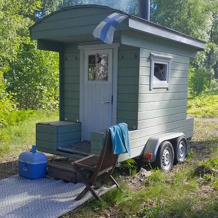 Apartment Puutarhahuoneisto Casinonsaari *